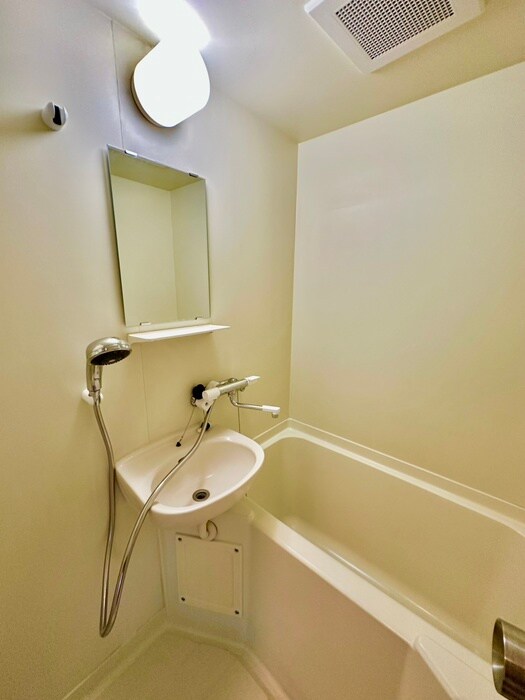 物件内観写真12　(バス／シャワールーム等)