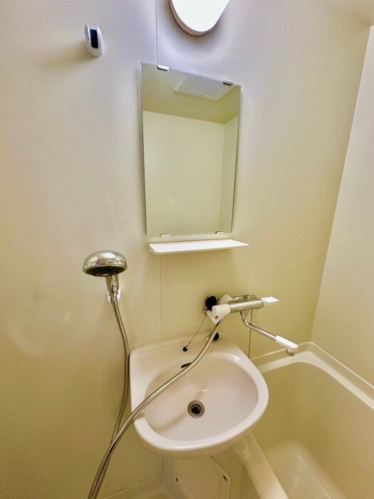 物件内観写真13　(洗面)