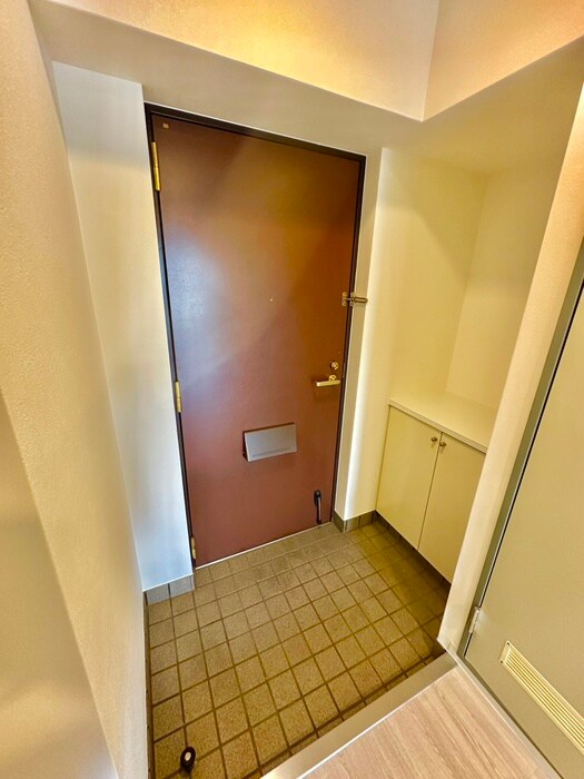 物件内観写真19　(玄関)