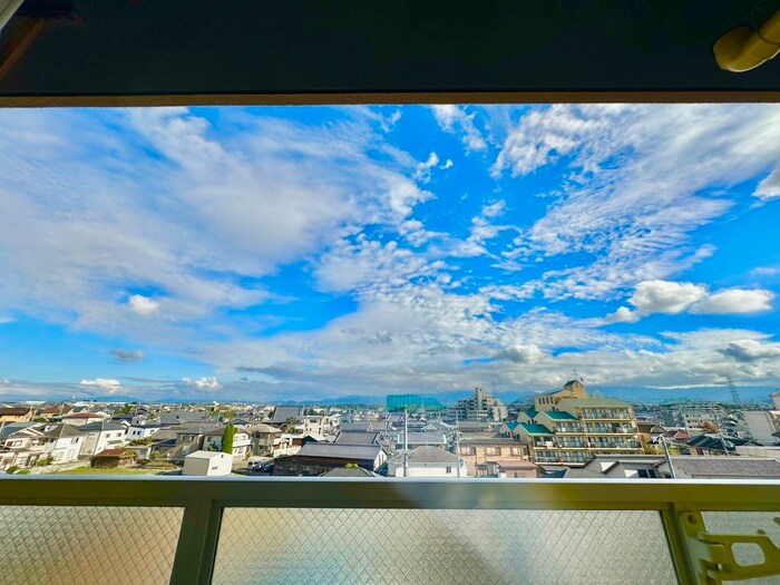 物件内観写真22　(室内からの展望)