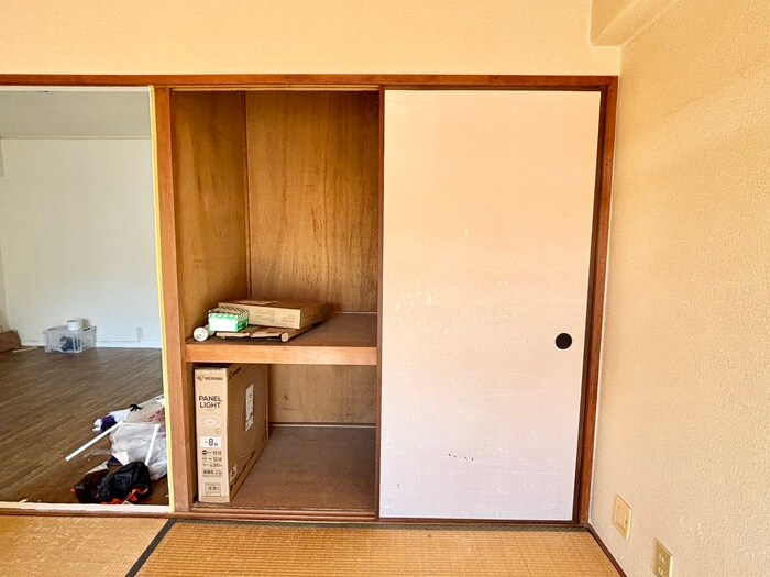 物件内観写真13　(収納)