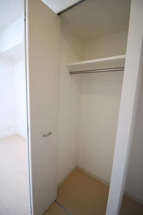 物件内観写真13　(収納)
