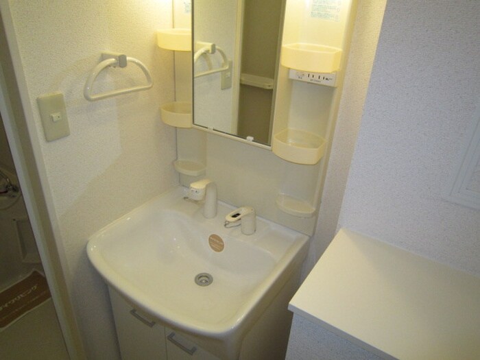 物件内観写真11　(洗面)