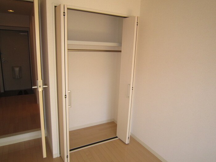 物件内観写真16　(居室)