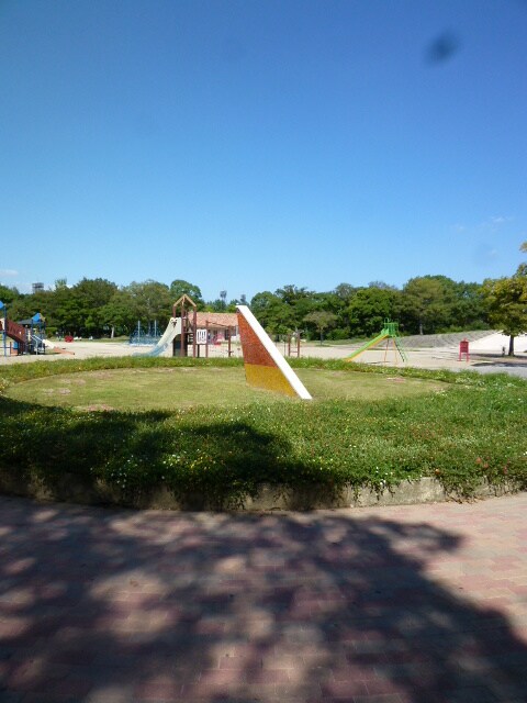 物件外観写真3　(周辺環境)