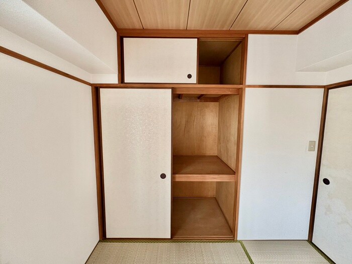 物件内観写真13　(収納)