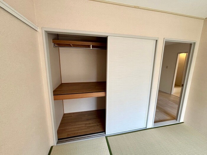 物件内観写真16　(収納)