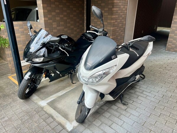 バイク置き場