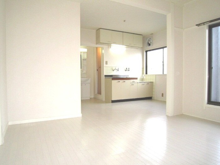 物件内観写真7　(居室)