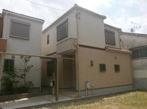 四條畷市中野新町戸建1外観写真