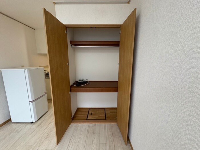 物件内観写真16　(収納)