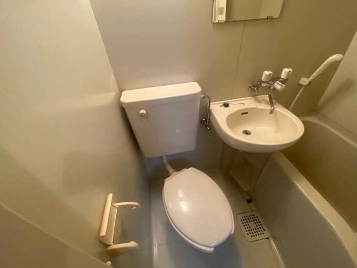 物件内観写真13　(トイレ)