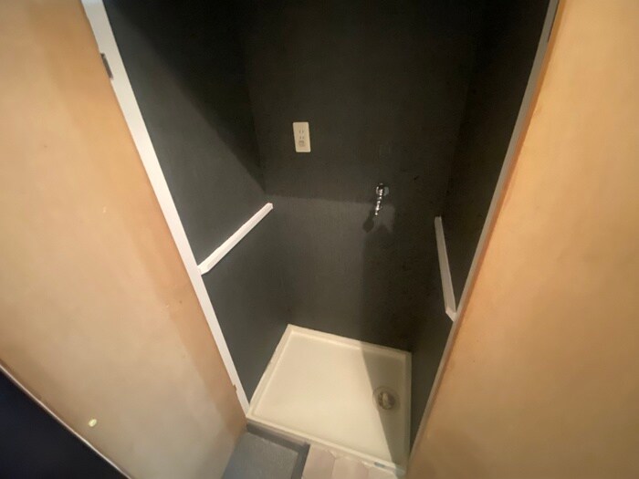 物件内観写真19　(洗濯機置場)