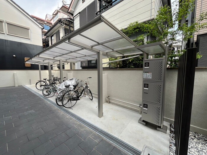 物件外観写真3　(駐輪場)