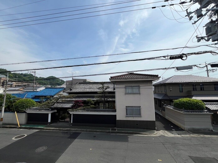 物件内観写真13　(室内からの展望)