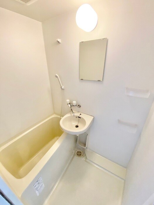 物件内観写真13　(バス／シャワールーム等)