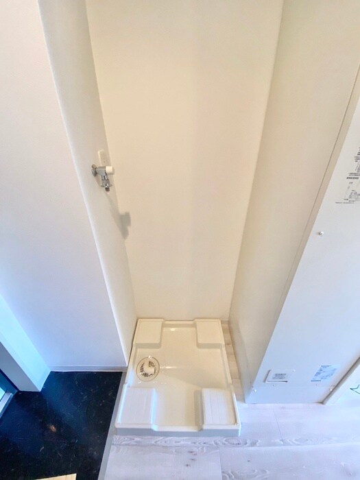 物件内観写真14　(洗濯機置場)