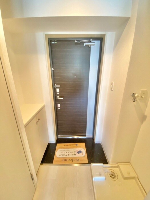 物件内観写真17　(玄関)