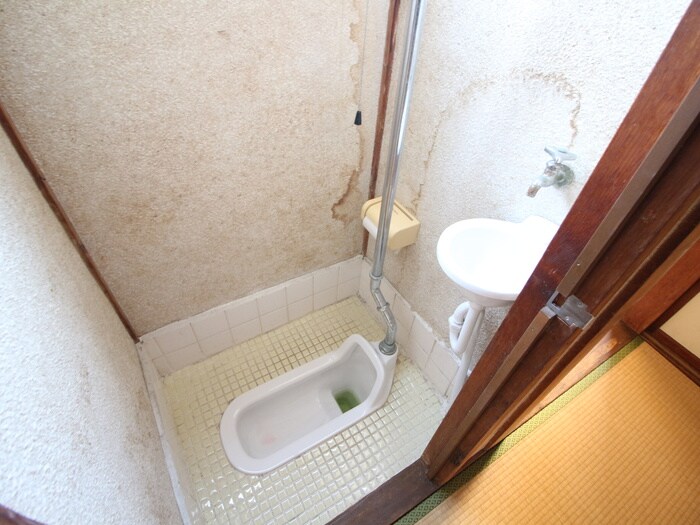 物件内観写真9　(トイレ)