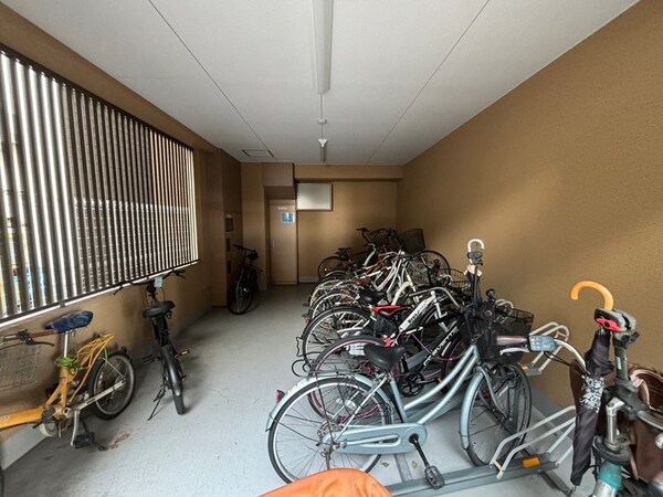 駐輪場