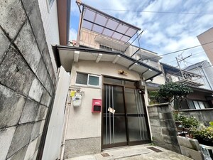 弥栄ハイム太秦外観写真