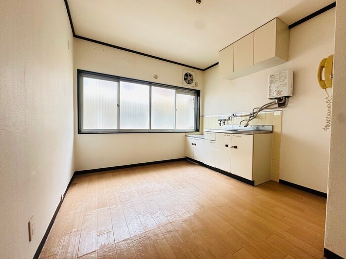 物件内観写真13　(居室)