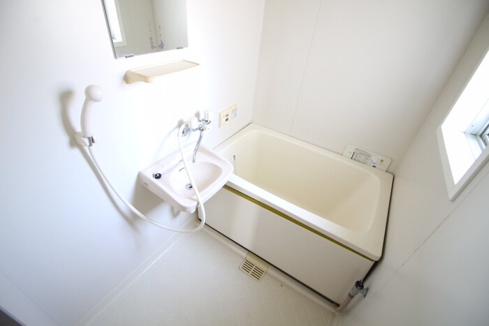 物件内観写真8　(洗面)