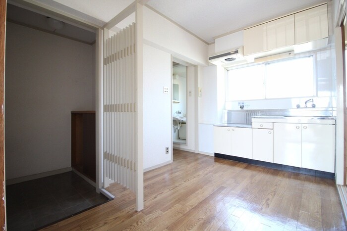 物件内観写真12　(居室)