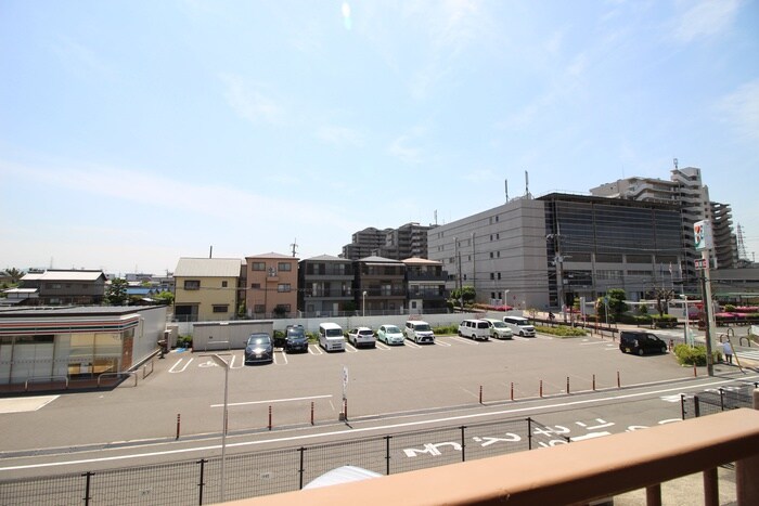 物件内観写真17　(室内からの展望)