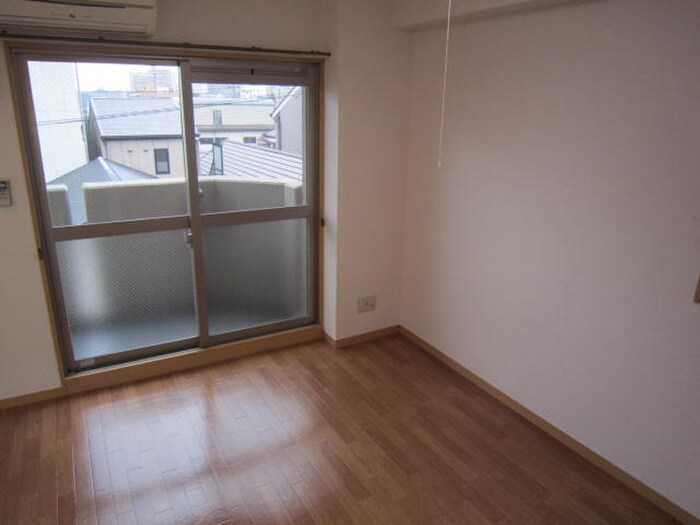 物件内観写真21　(居室)