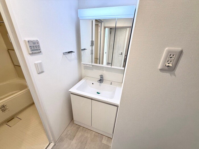 物件内観写真10　(洗面)