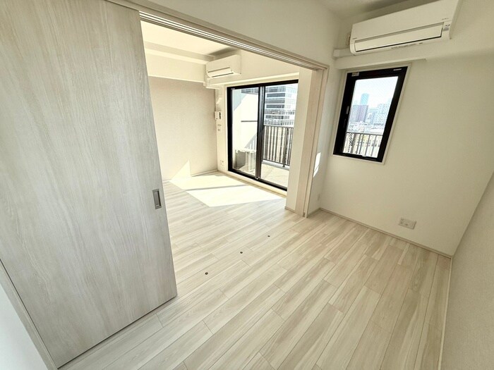 物件内観写真14　(居室)