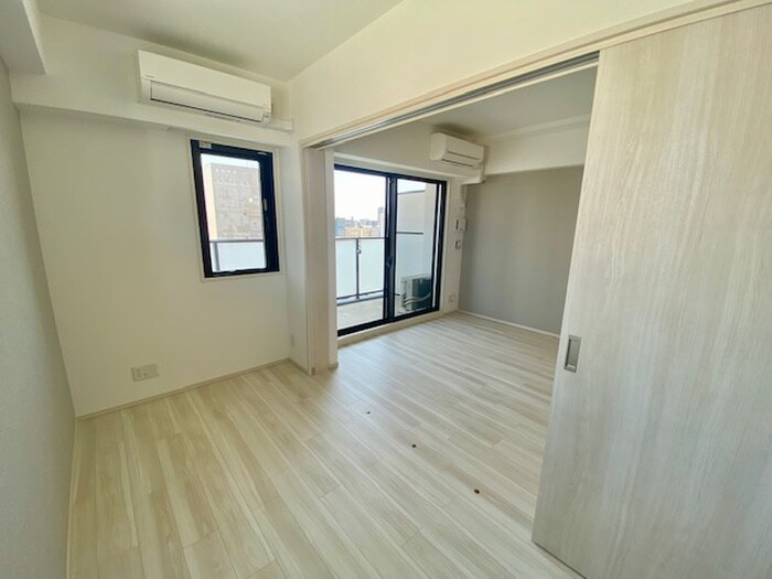 物件内観写真18　(居室)