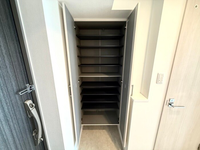 物件内観写真20　(靴箱)