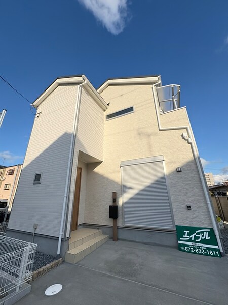 寝屋川市美井元町１４号地外観写真