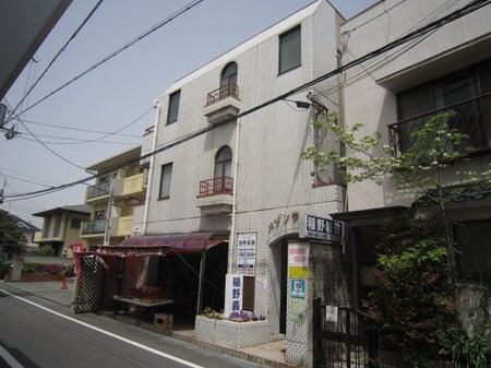 メゾンラッキ－外観写真