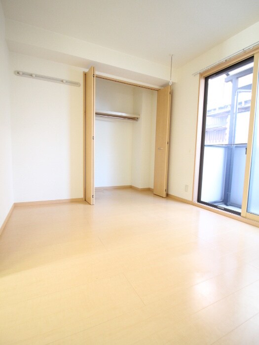 物件内観写真14　(居室)