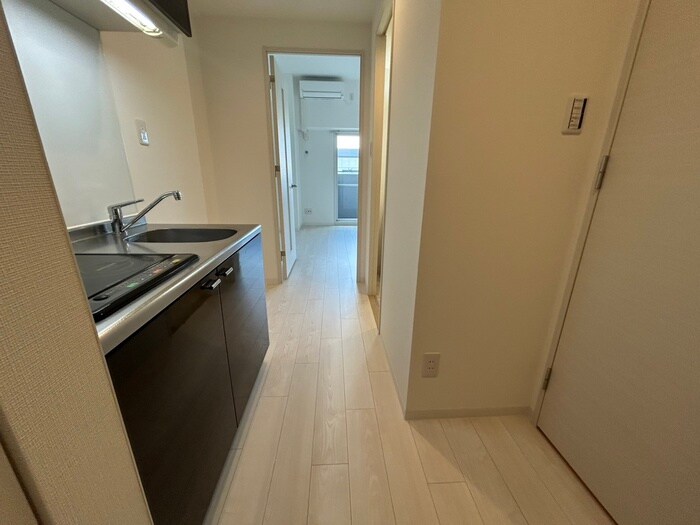 物件内観写真19　(廊下)