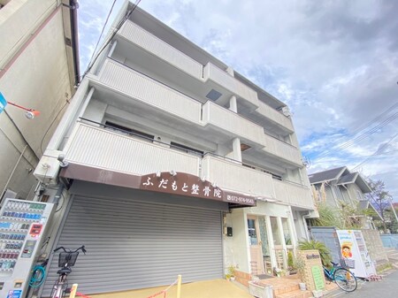 シャトーエイジー外観写真