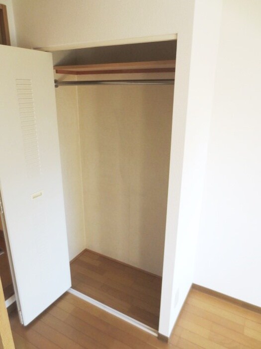 物件内観写真13　(収納)