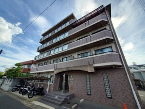 リバ－ス桐山外観写真