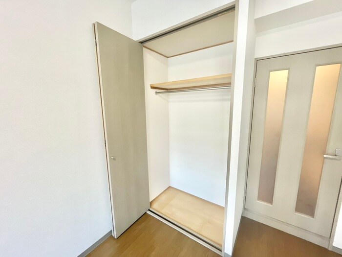 物件内観写真12　(収納)