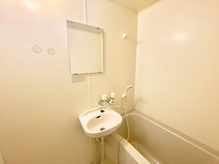 物件内観写真15　(洗面)