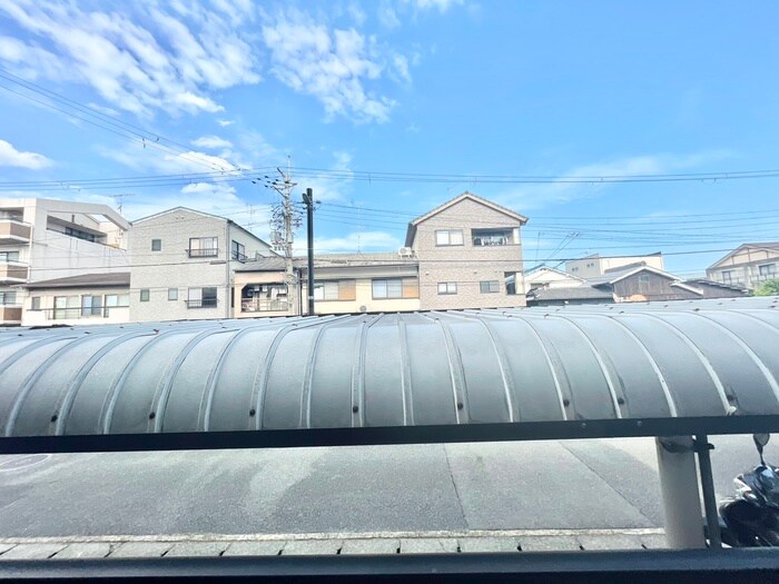 物件内観写真22　(室内からの展望)