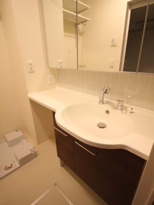 物件内観写真10　(洗面)