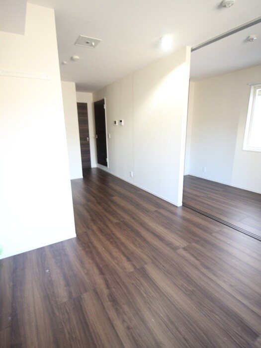 物件内観写真13　(居室)