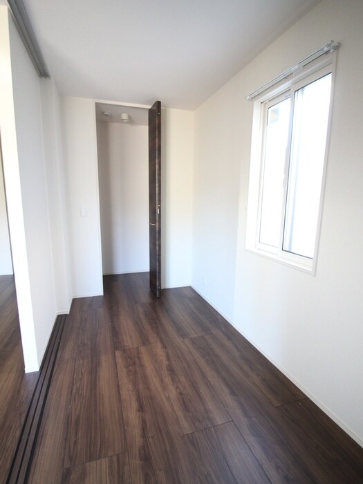 物件内観写真14　(居室)