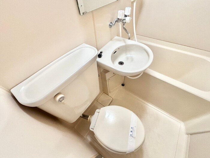 物件内観写真15　(トイレ)