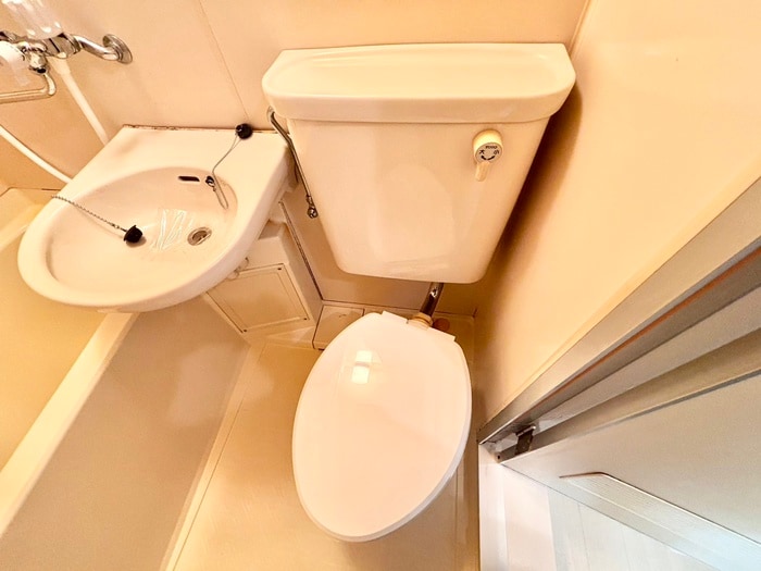 物件内観写真16　(トイレ)