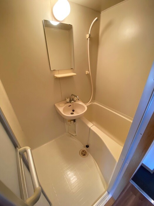 物件内観写真9　(バス／シャワールーム等)